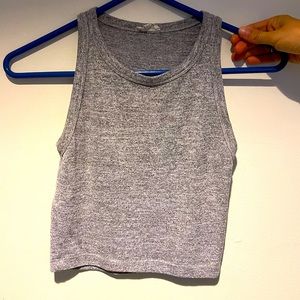 Aritzia snall crop top in grey